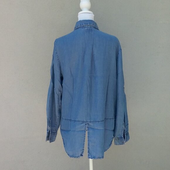 Terre Bleue Shirt Women's Med Blue Chambray Distres Button Down front - Picture 4 of 5
